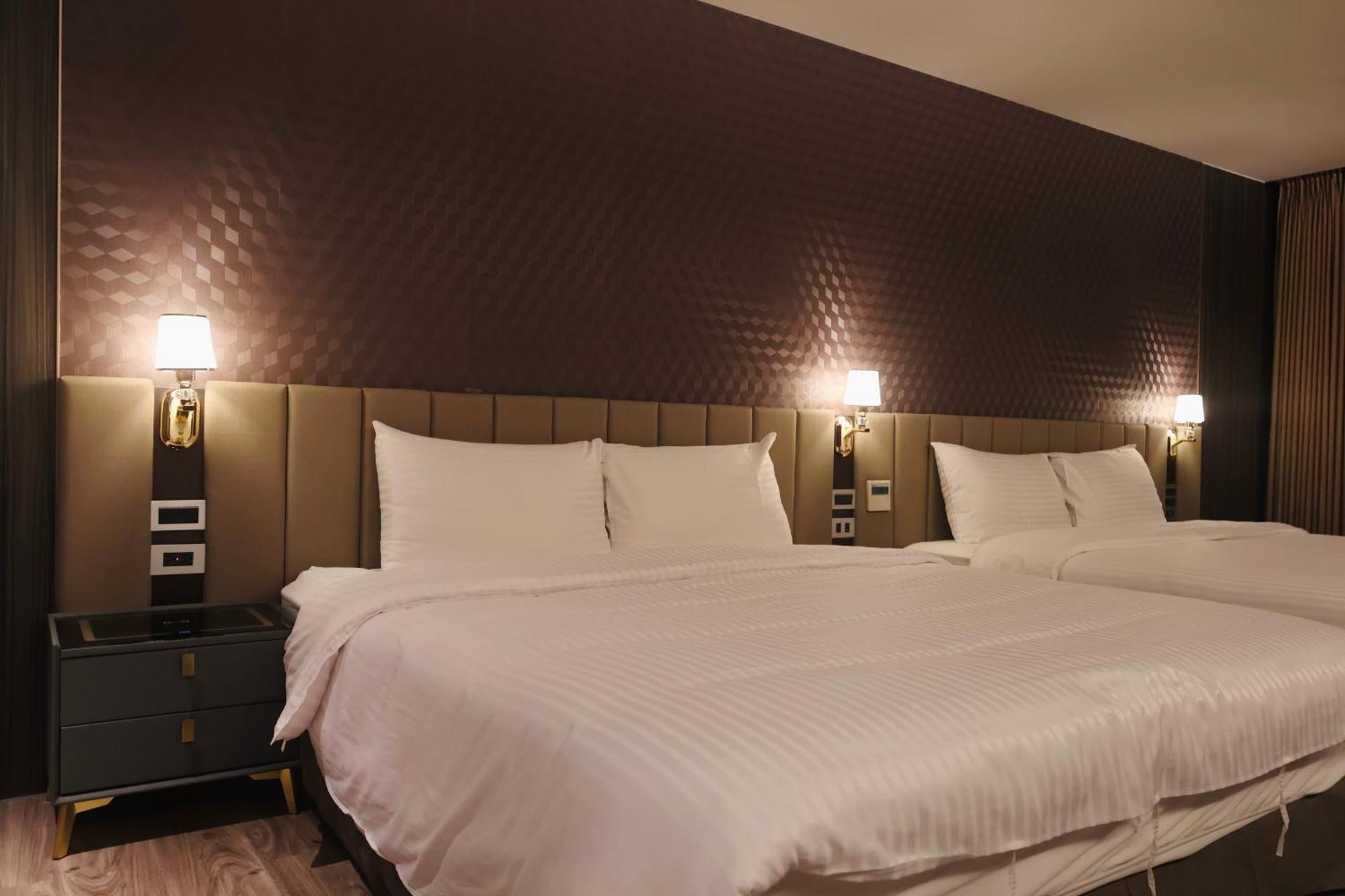 Hualien Pink Corner Hotel Exterior foto