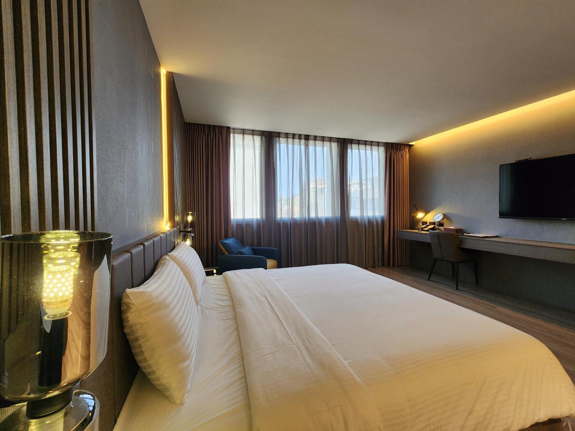Hualien Pink Corner Hotel Exterior foto
