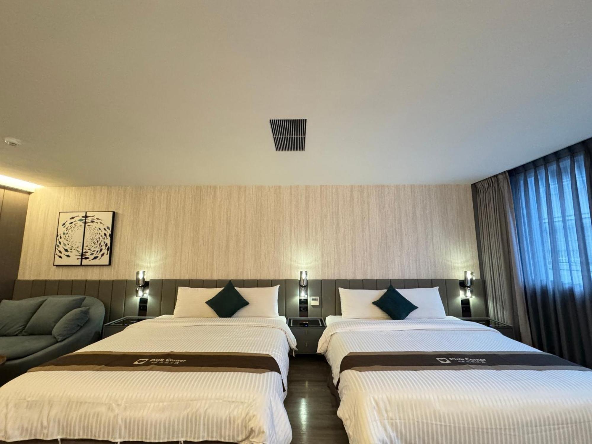 Hualien Pink Corner Hotel Exterior foto